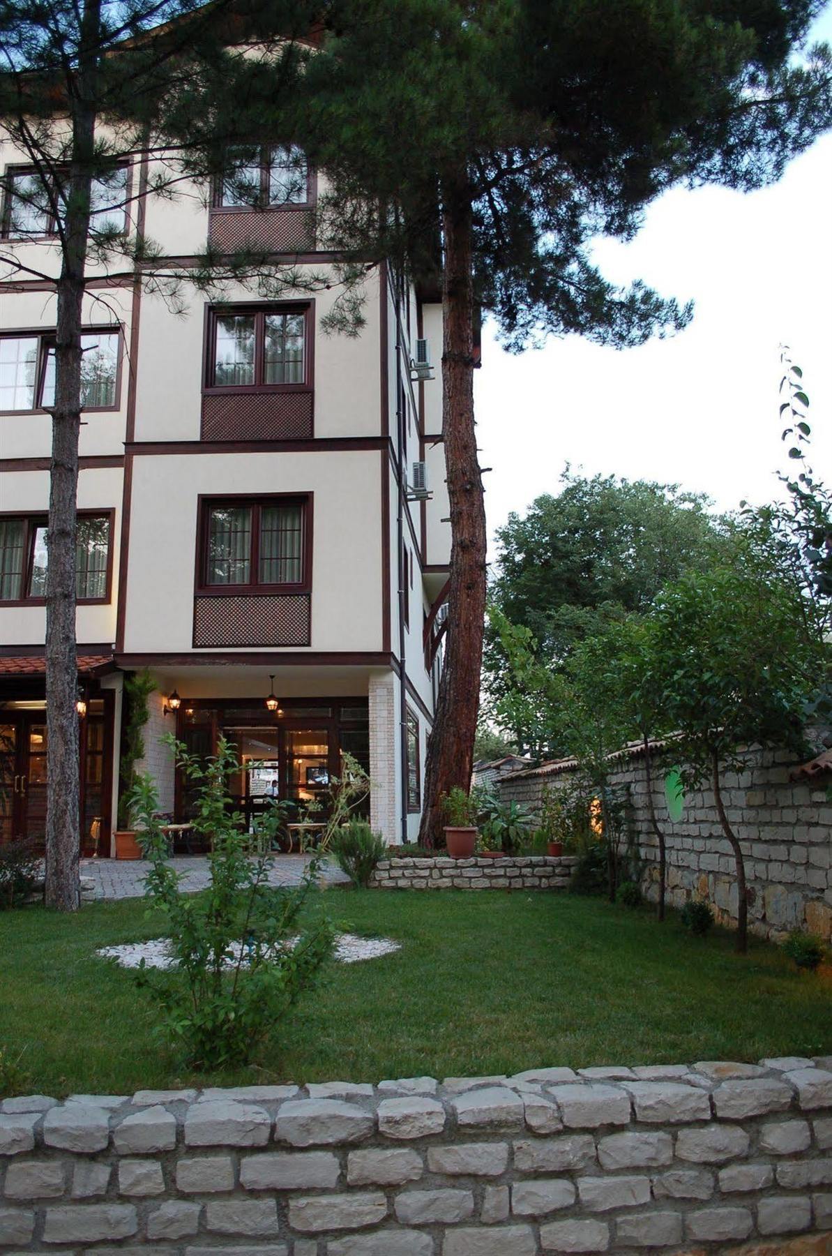 Diamond Park Hotel ซาฟรานโบลู ภายนอก รูปภาพ